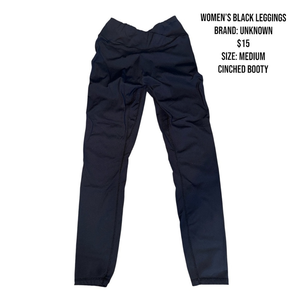Women’s Black leggings 
Brand: unknown
$15
Size: Medium
Cinched booty